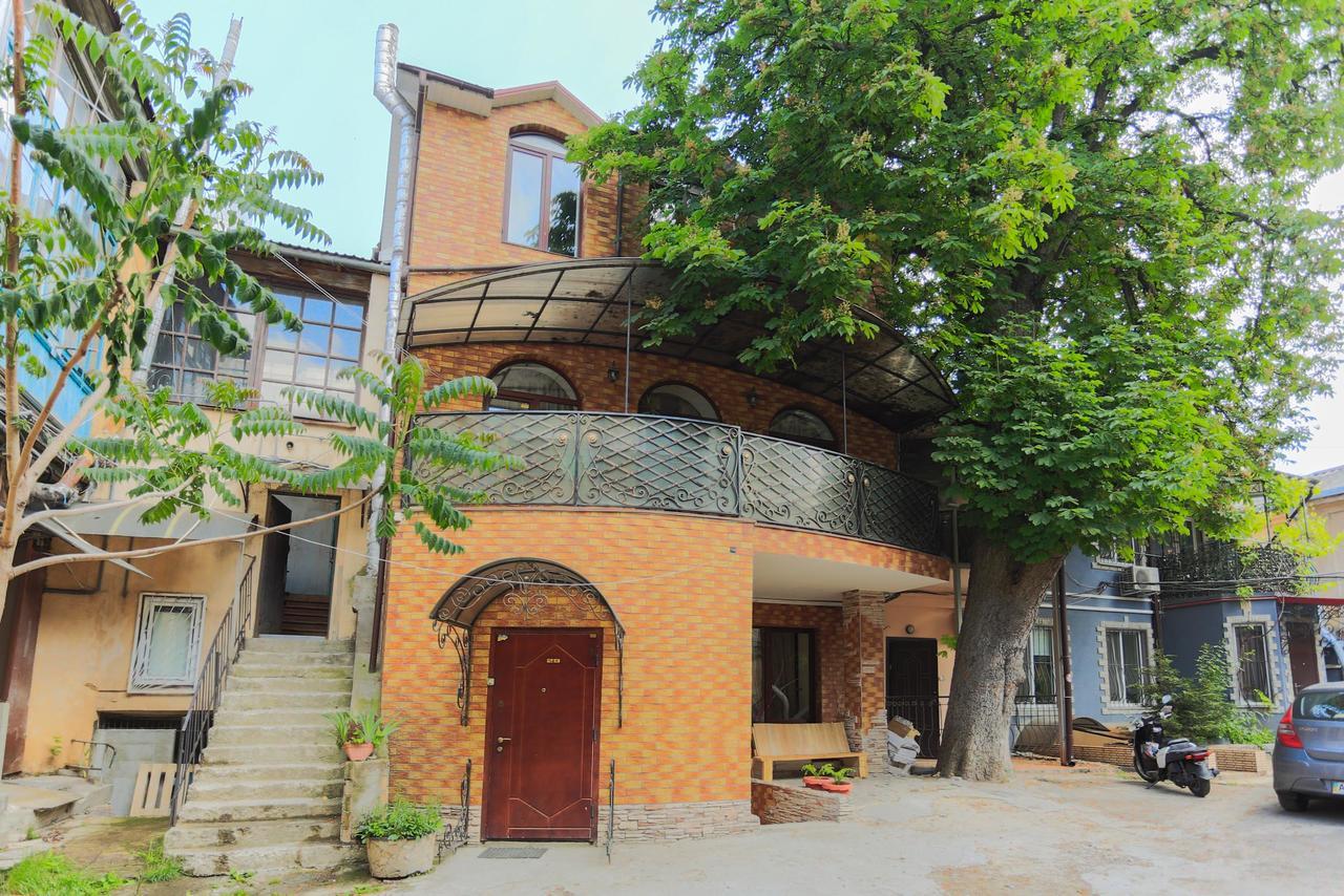 Hostel N1 Dom Одесса Экстерьер фото