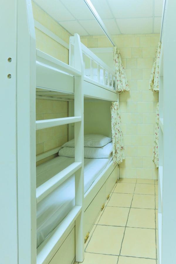 Hostel N1 Dom Одесса Экстерьер фото
